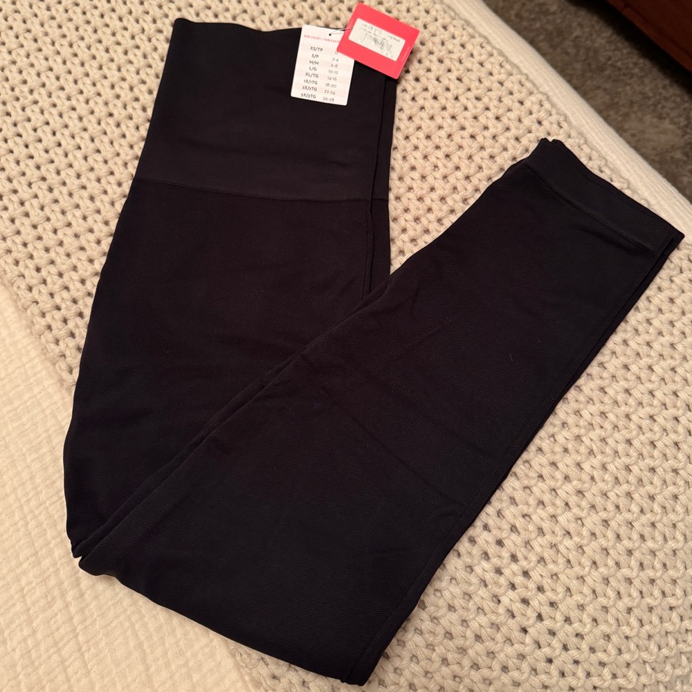 Spanx black seamless leggings.  NWT 2XL